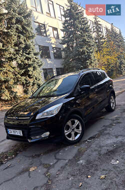 Внедорожник / Кроссовер Ford Escape 2016 в Черкассах