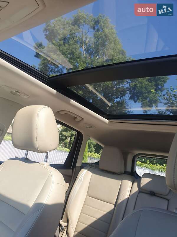 Внедорожник / Кроссовер Ford Escape 2013 в Староконстантинове