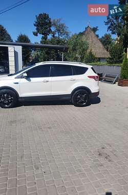 Внедорожник / Кроссовер Ford Escape 2013 в Староконстантинове