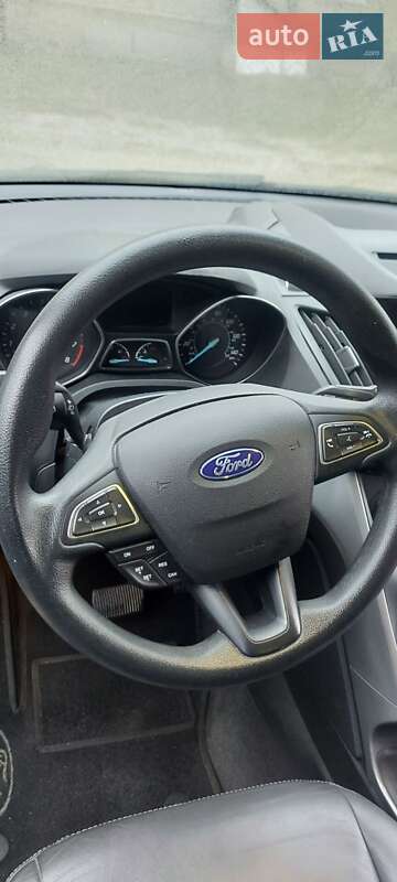 Внедорожник / Кроссовер Ford Escape 2015 в Дмитровке фото 6 Внедорожник / Кроссовер Ford Escape 2015 в Дмитровке