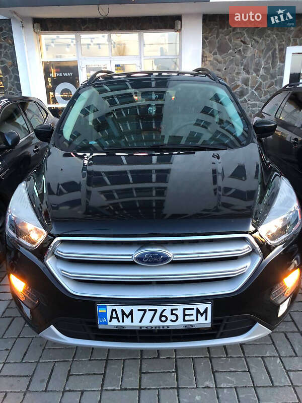Внедорожник / Кроссовер Ford Escape 2018 в Бердичеве