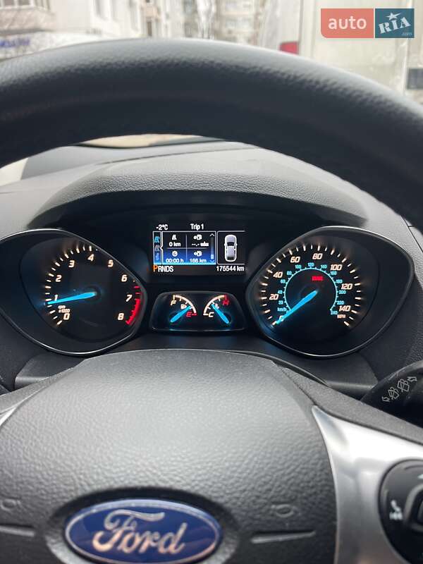 Внедорожник / Кроссовер Ford Escape 2015 в Житомире
