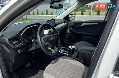 Внедорожник / Кроссовер Ford Escape 2022 в 