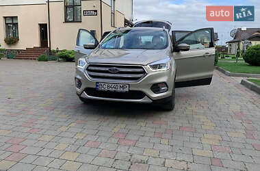 Позашляховик / Кросовер Ford Escape 2017 в Львові