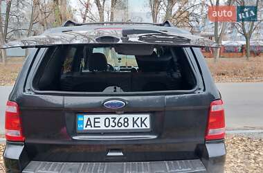 Позашляховик / Кросовер Ford Escape 2012 в 