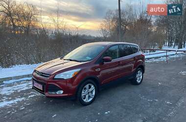 Внедорожник / Кроссовер Ford Escape 2016 в Дубно