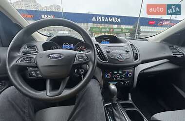 Позашляховик / Кросовер Ford Escape 2016 в Києві