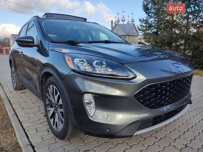 Позашляховик / Кросовер Ford Escape 2020 в Косові