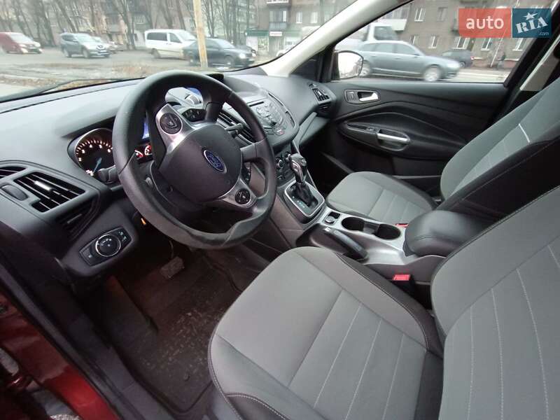Внедорожник / Кроссовер Ford Escape 2013 в Днепре