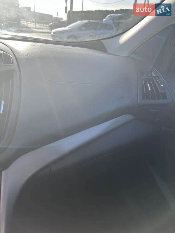 Внедорожник / Кроссовер Ford Escape 2013 в Луцке фото 27 Внедорожник / Кроссовер Ford Escape 2013 в Луцке