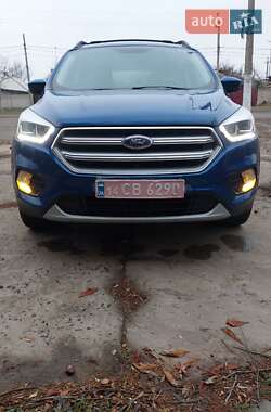 Внедорожник / Кроссовер Ford Escape 2017 в Снигиревке