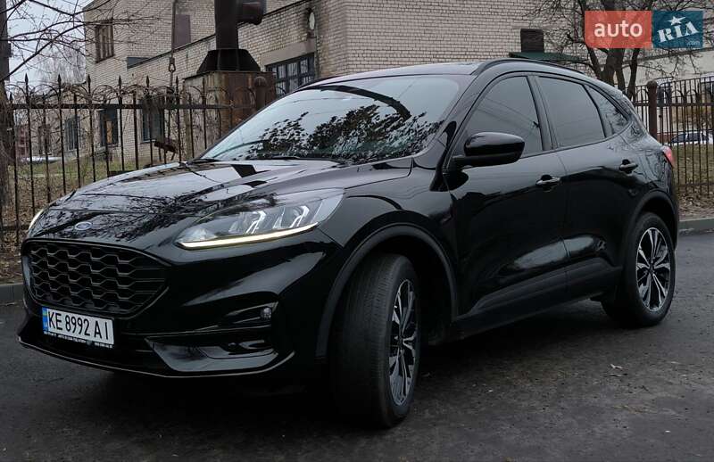 Внедорожник / Кроссовер Ford Escape 2021 в Павлограде