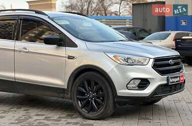 Позашляховик / Кросовер Ford Escape 2018 в Одесі