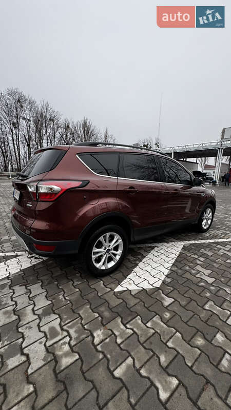 Внедорожник / Кроссовер Ford Escape 2017 в Виннице