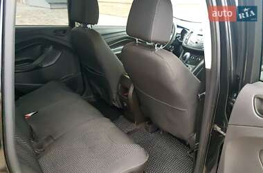 Позашляховик / Кросовер Ford Escape 2012 в 