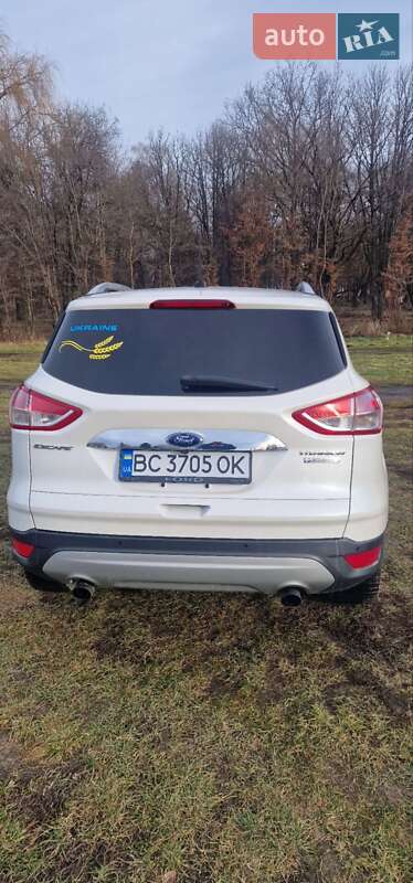 Внедорожник / Кроссовер Ford Escape 2014 в Рогатине