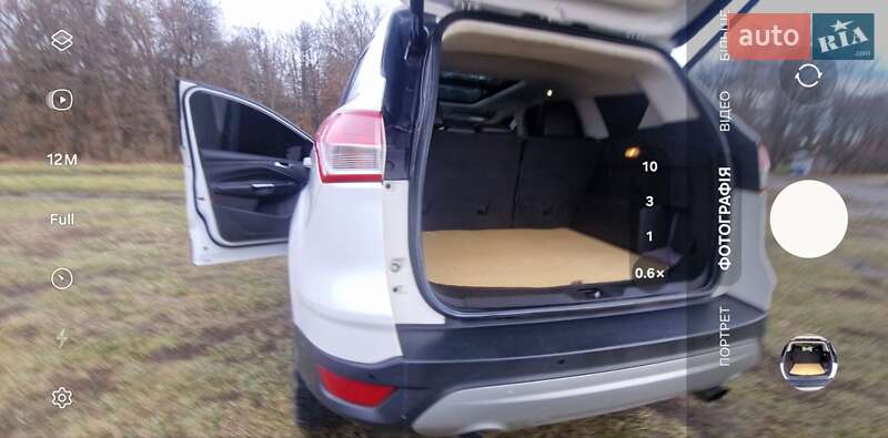 Внедорожник / Кроссовер Ford Escape 2014 в Рогатине