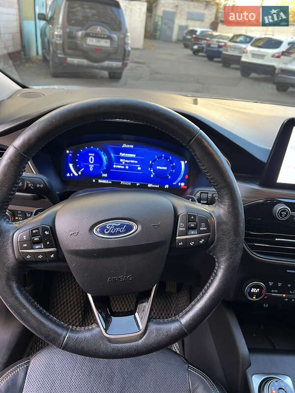 Внедорожник / Кроссовер Ford Escape 2020 в Киеве