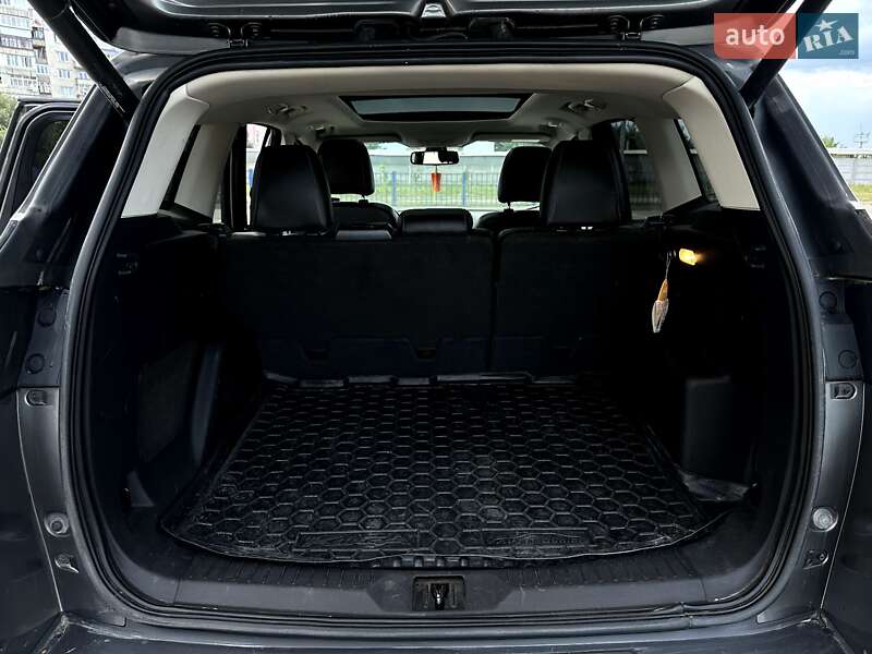 Внедорожник / Кроссовер Ford Escape 2014 в Турке фото 25 Внедорожник / Кроссовер Ford Escape 2014 в Турке
