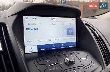 Внедорожник / Кроссовер Ford Escape 2015 в 