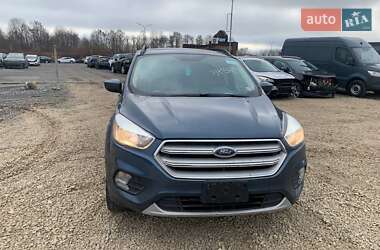 Позашляховик / Кросовер Ford Escape 2018 в Львові