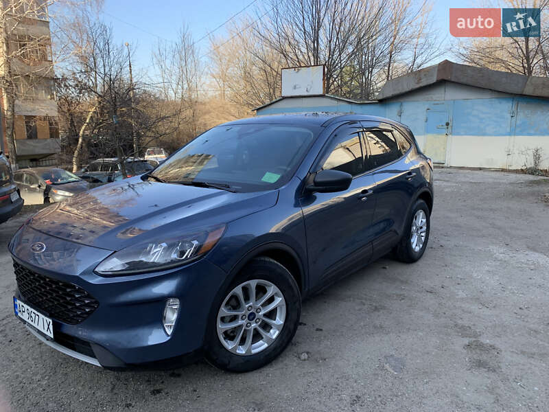 Позашляховик / Кросовер Ford Escape 2020 в Запоріжжі