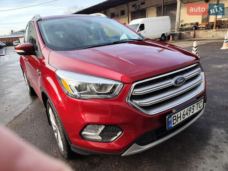 Внедорожник / Кроссовер Ford Escape 2016 в Одессе