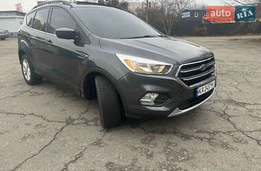 Позашляховик / Кросовер Ford Escape 2018 в Києві