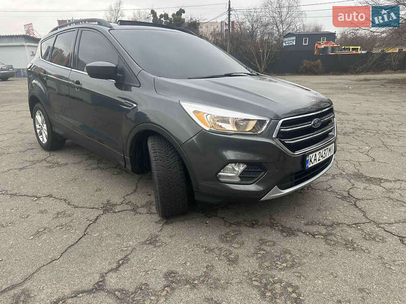 Позашляховик / Кросовер Ford Escape 2018 в Києві