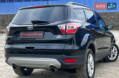 Внедорожник / Кроссовер Ford Escape 2017 в Сумах