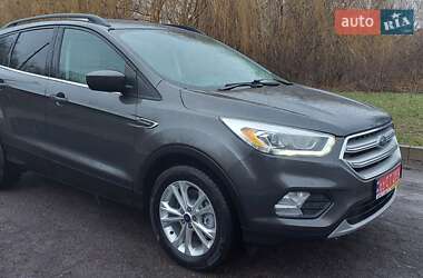 Внедорожник / Кроссовер Ford Escape 2018 в Дубно