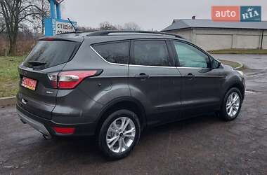 Внедорожник / Кроссовер Ford Escape 2018 в Дубно