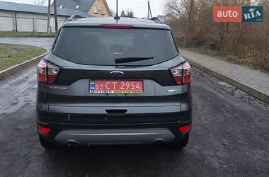 Внедорожник / Кроссовер Ford Escape 2018 в Дубно