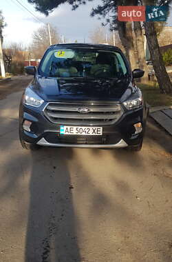 Внедорожник / Кроссовер Ford Escape 2018 в Запорожье