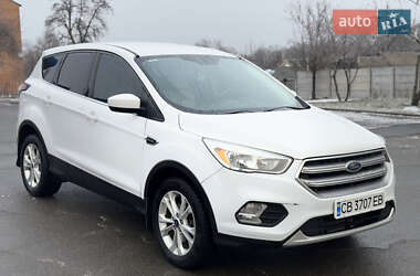 Позашляховик / Кросовер Ford Escape 2017 в Лубнах