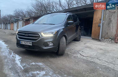 Внедорожник / Кроссовер Ford Escape 2018 в Кривом Роге