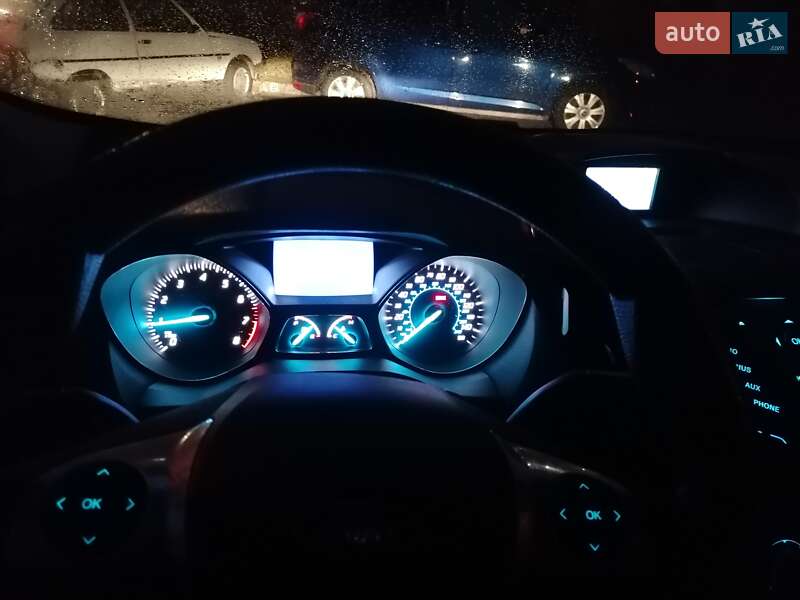 Внедорожник / Кроссовер Ford Escape 2012 в Киеве