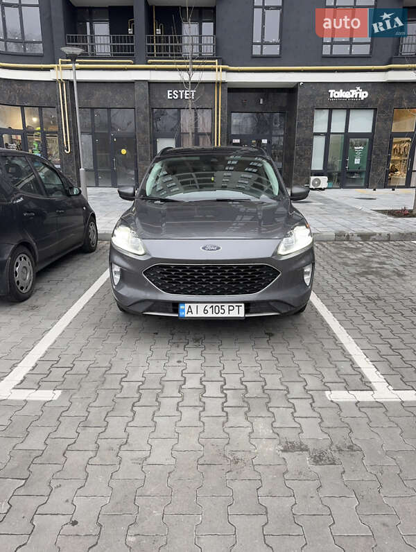 Позашляховик / Кросовер Ford Escape 2021 в Ірпені