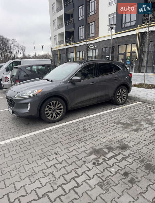 Позашляховик / Кросовер Ford Escape 2021 в Ірпені