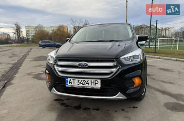 Внедорожник / Кроссовер Ford Escape 2016 в 
