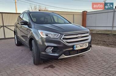 Позашляховик / Кросовер Ford Escape 2017 в Києві