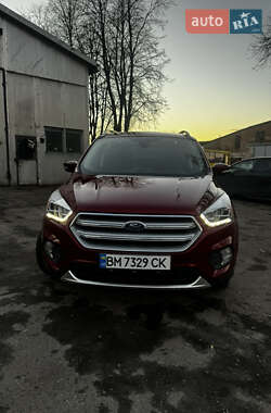 Внедорожник / Кроссовер Ford Escape 2018 в 