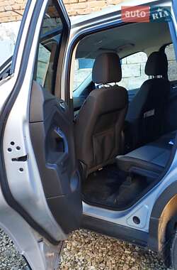 Позашляховик / Кросовер Ford Escape 2014 в 