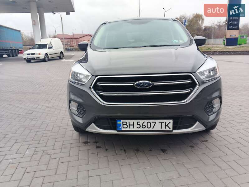 Внедорожник / Кроссовер Ford Escape 2019 в Каменском фото 20 Внедорожник / Кроссовер Ford Escape 2019 в Каменском