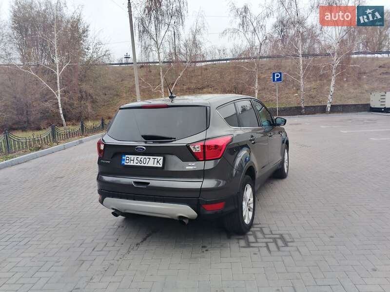 Внедорожник / Кроссовер Ford Escape 2019 в Каменском фото 29 Внедорожник / Кроссовер Ford Escape 2019 в Каменском