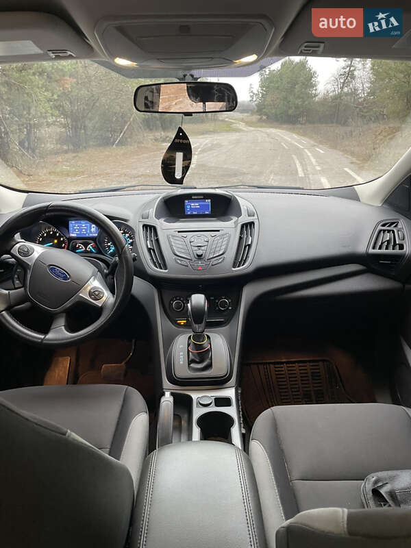 Внедорожник / Кроссовер Ford Escape 2014 в Черкассах