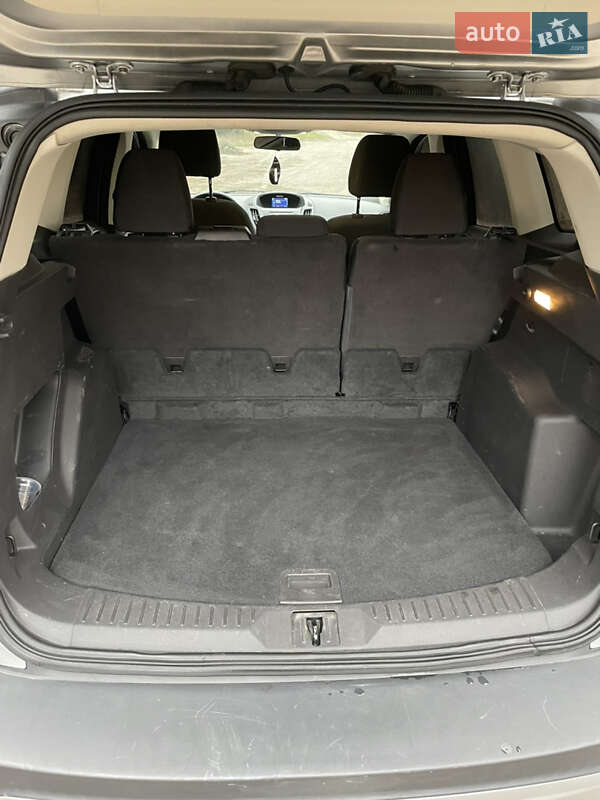 Внедорожник / Кроссовер Ford Escape 2014 в Черкассах