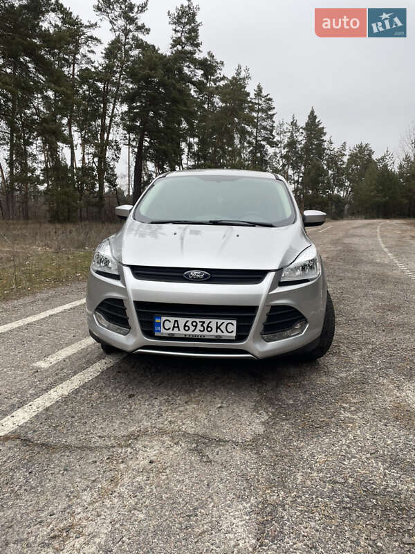Внедорожник / Кроссовер Ford Escape 2014 в Черкассах
