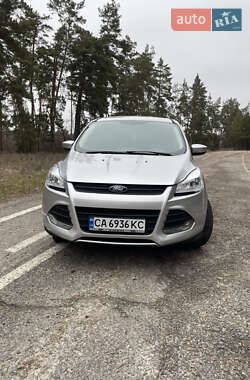Внедорожник / Кроссовер Ford Escape 2014 в 