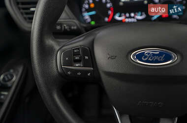 Внедорожник / Кроссовер Ford Escape 2020 в Киеве